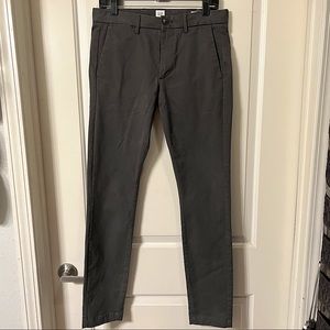 Men GAP Modern Super skinny fit khakis sz 30w 34l